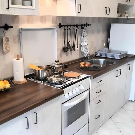 Nadia Sokolic 公寓 *