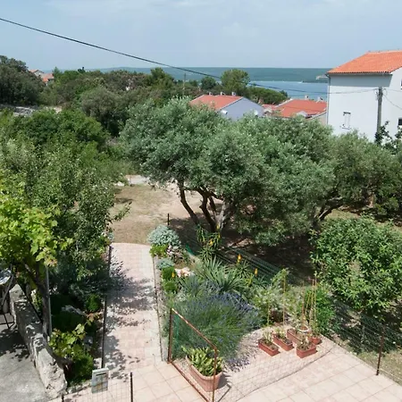 公寓 Nadia Sokolic *